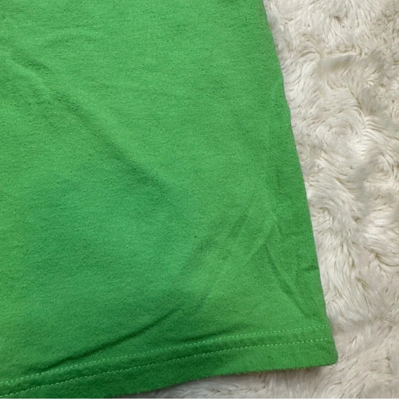 Under Armour T-Shirt Soccer Ball Graphic Green Size 6 - Picture 12 of 16